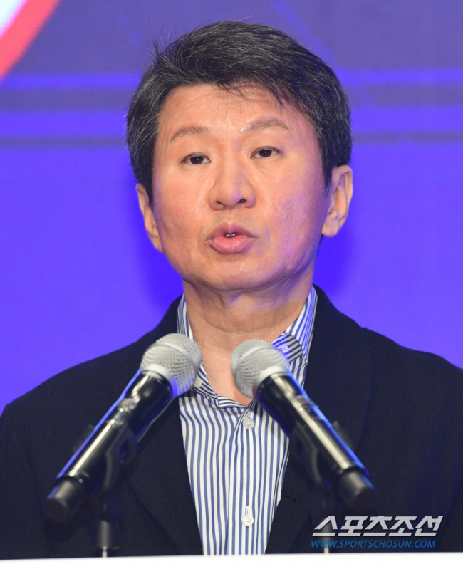 축구협회, 김태영·하석주·한준희(해설위원)·이근호 포함 새 이사진 발표 | 스포츠조선 축구협회, 김태영·하석주·한준희(해설위원)·이근호 포함 새 이사진 발표 | 스포츠조선