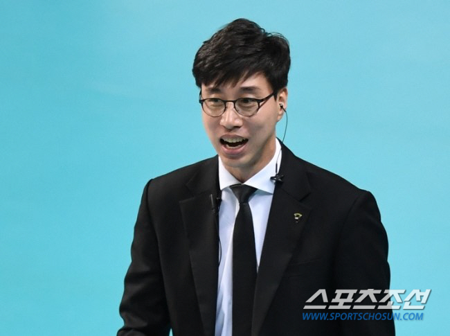 KOVO 사용구 교체 결단. 김세진 경기운영본부장 선임. AG 금메달에 1억원 포상금 결정[KOVO 이사회]