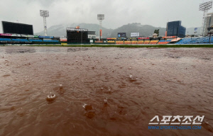 [대전현장]비 비 비 비…추가편성 후 4경기 취소, 한화 에이스 페냐 21일 KIA전 선발 등판