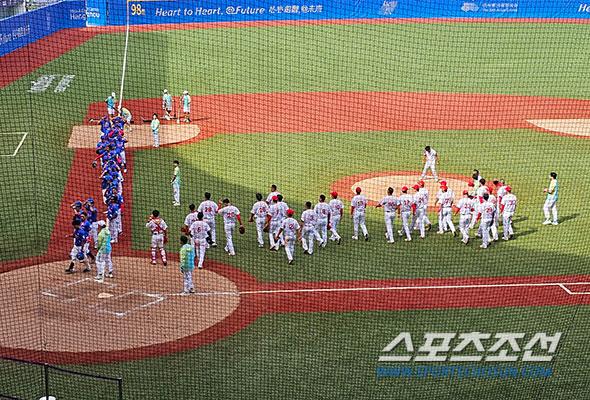 한국도 방심은 '금물'…뜻밖에 단단한 '홈팀' 中야구 2연승, 이래뵈도 AG 야구 톱4 [항저우현장]