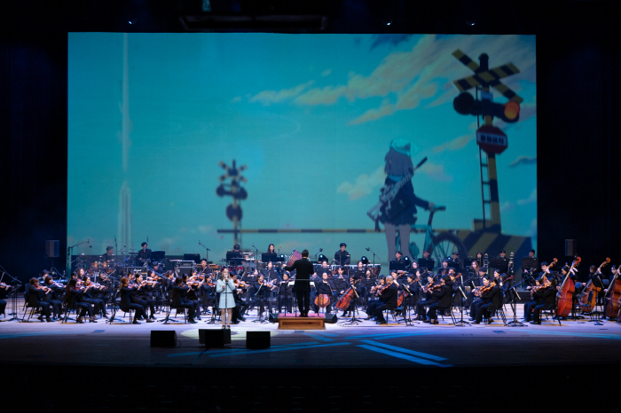 서브컬처 게임 '블루 아카이브'의 첫 단독 오케스트라 공연, 5000여명 관객이 즐겼다