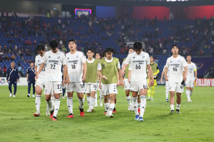 'K리그 챔피언' 울산, ACL에선 또 벼랑 끝…남은 2경기 전승 뿐인 '경우의 수'