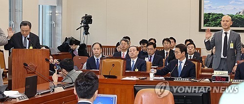 "죄송, 뼈저리게 반성"…환노위 청문회서 고개숙인 DL·SPC 회장