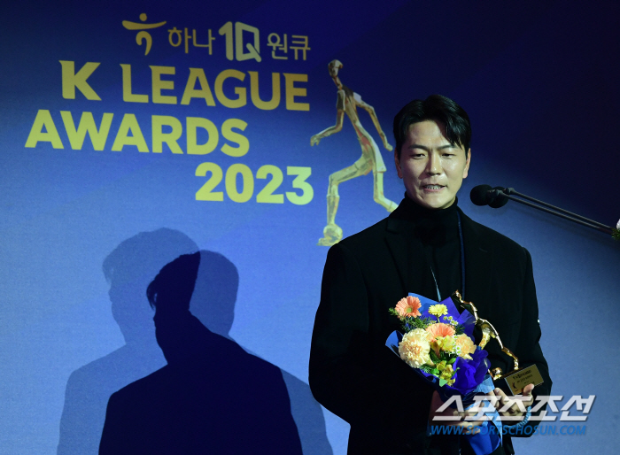 [K리그 대상]'K리그1 2023년 최고의 별' 김영권 "선수 생활, 마지막 페이지의 시작이다, 내년에도 이 자리에서 뵙길"