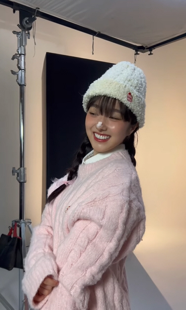 이혜성, 중학생인 줄 알았어…인간 딸기 케이크