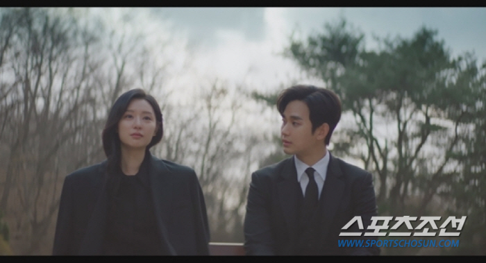 [종합]'김수현 눈물', 최고 시청률 24.2% 기적…'가혹 선택' 기로에 놓인 '김수현♥김지원'