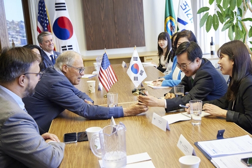 김동연, '기후주지사' 인즐리 미국 워싱턴주지사 만나 협력 논의