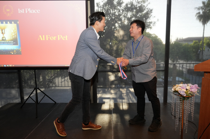 반려동물 헬스케어 기업 에이아이포펫, 美 스탠퍼드대학 'AI 플러스 퓨처 피칭 대회' 1위