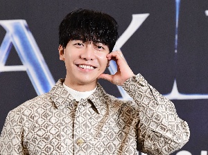  이승기 예비신랑의 볼하트 선물
